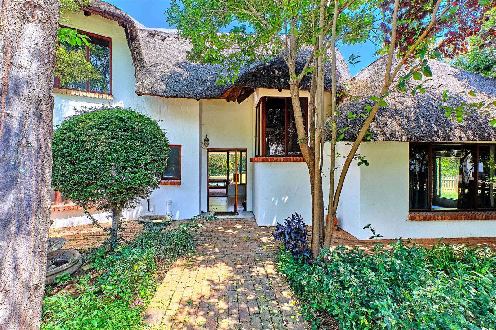 4 Bed House in Randjesfontein photo number 1