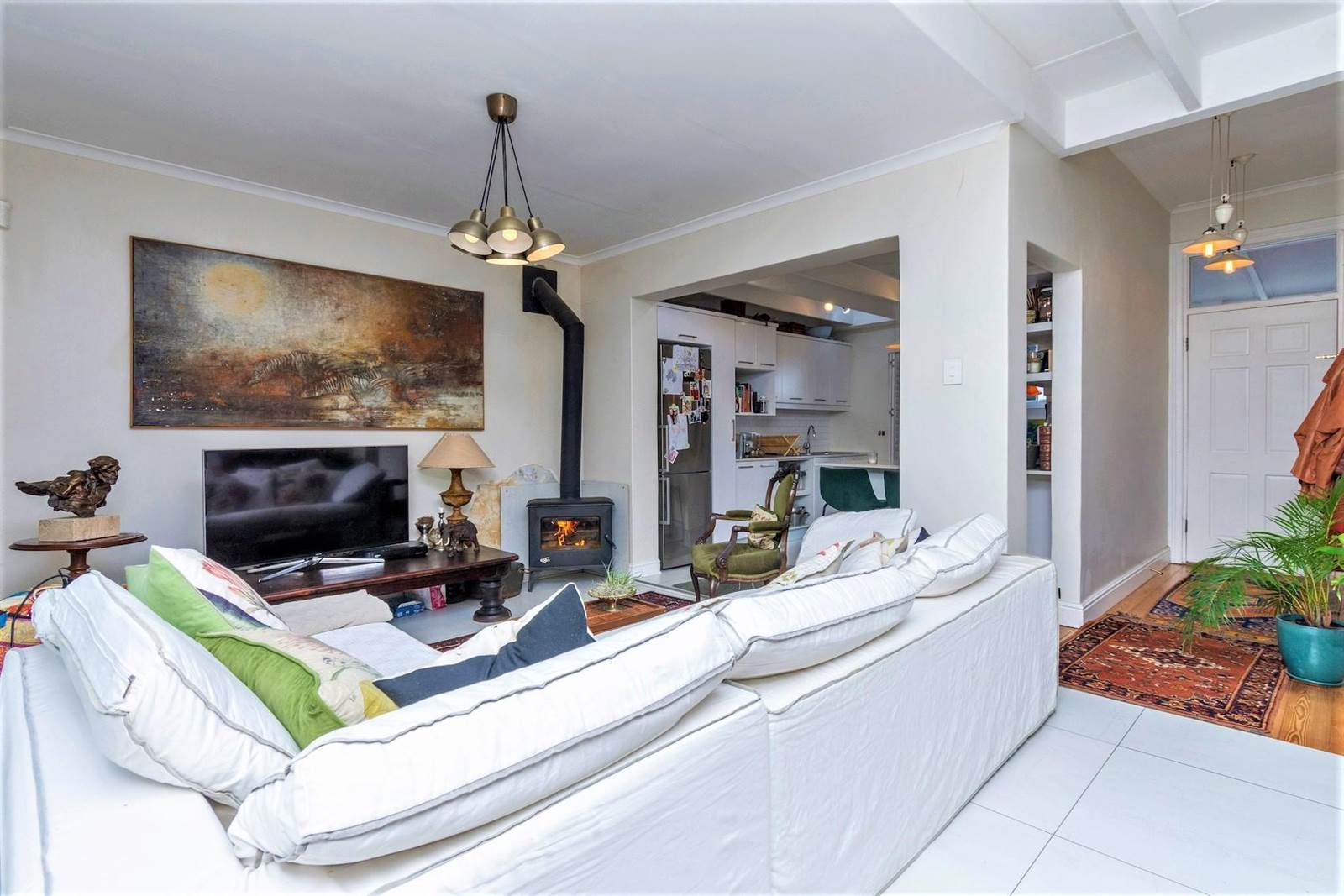 2.5 Bed Townhouse in Sea Point photo number 4