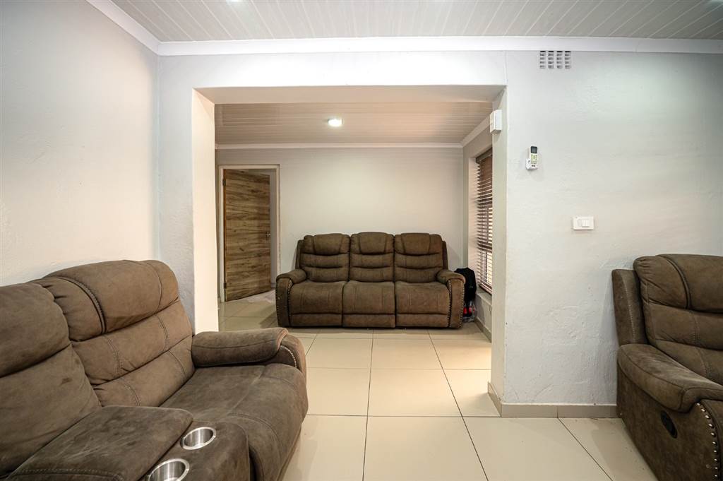 4 Bed House in Bridgetown photo number 10
