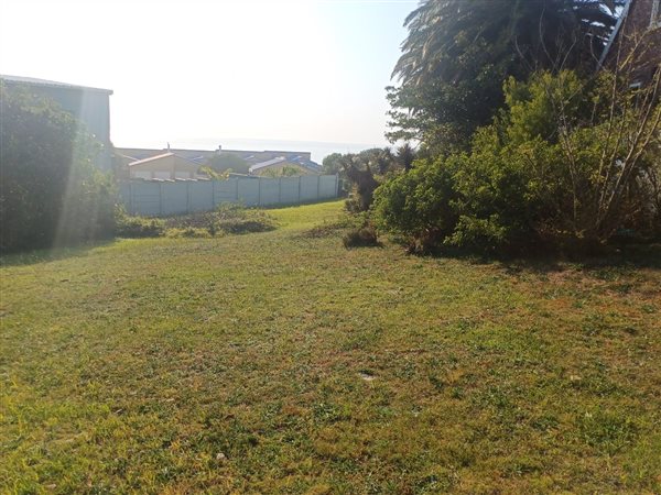 681 m² Land