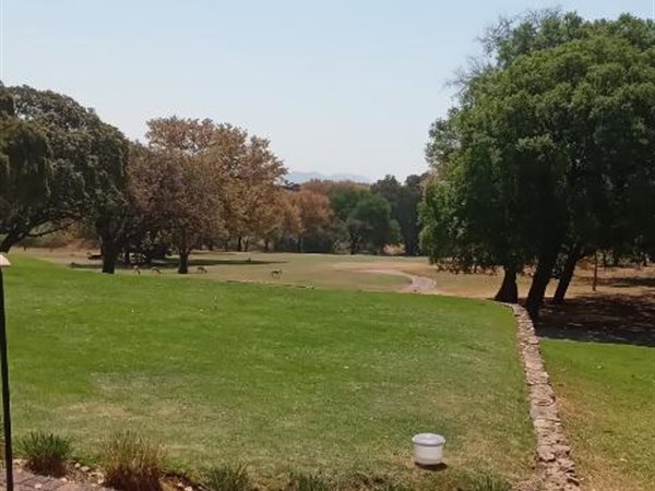 990 m² Land available in Seasons Lifestyle Estate
