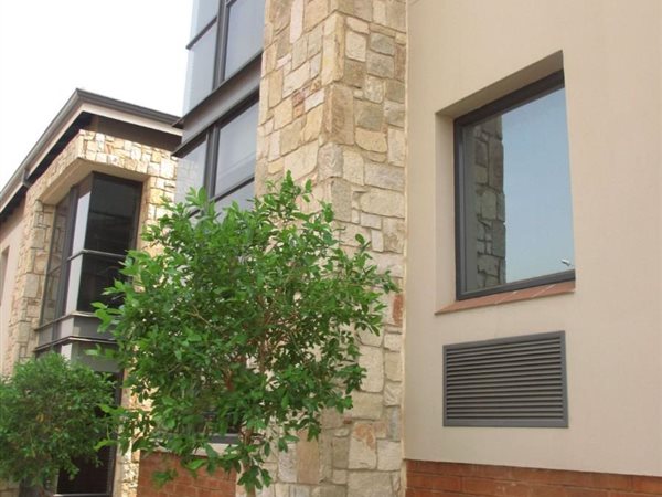 223 m² Office Space 223 m² Office Space