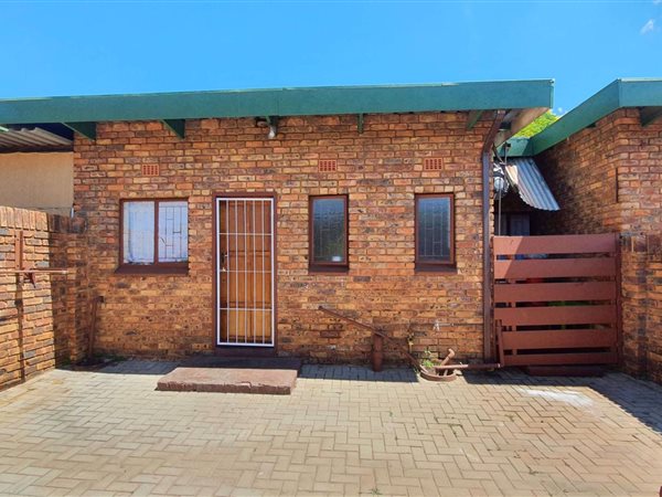2 Bedroom Townhouse