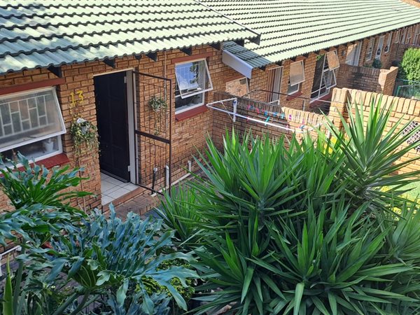 3 Bedroom Apartment 3 Bedroom Apartment