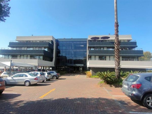 154  m² Commercial space in Cresta
