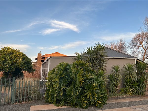 2 Bedroom Garden Cottage
