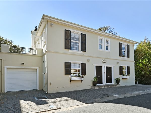 2 Bed Townhouse in Newlands