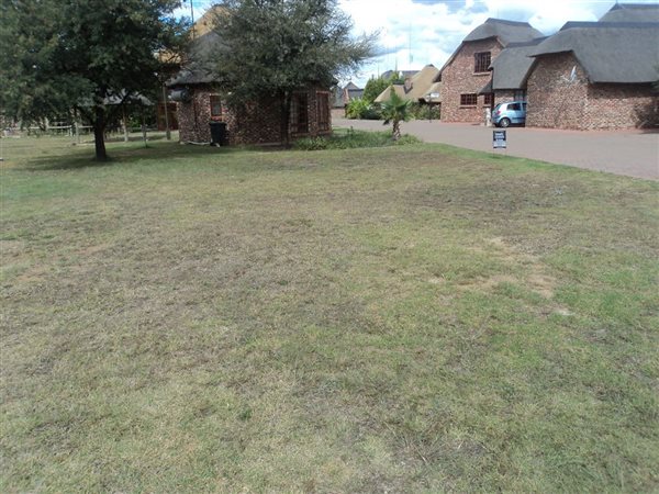 355 m² Land