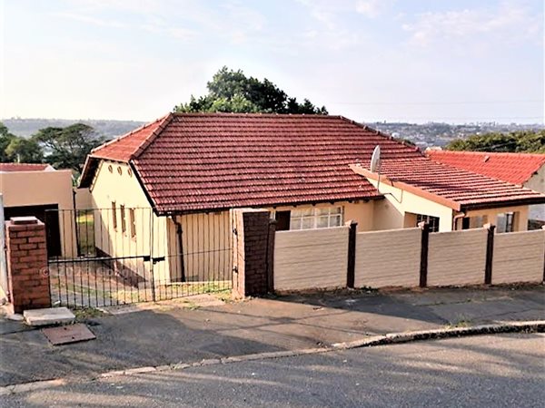 3 Bedroom House 3 Bedroom House