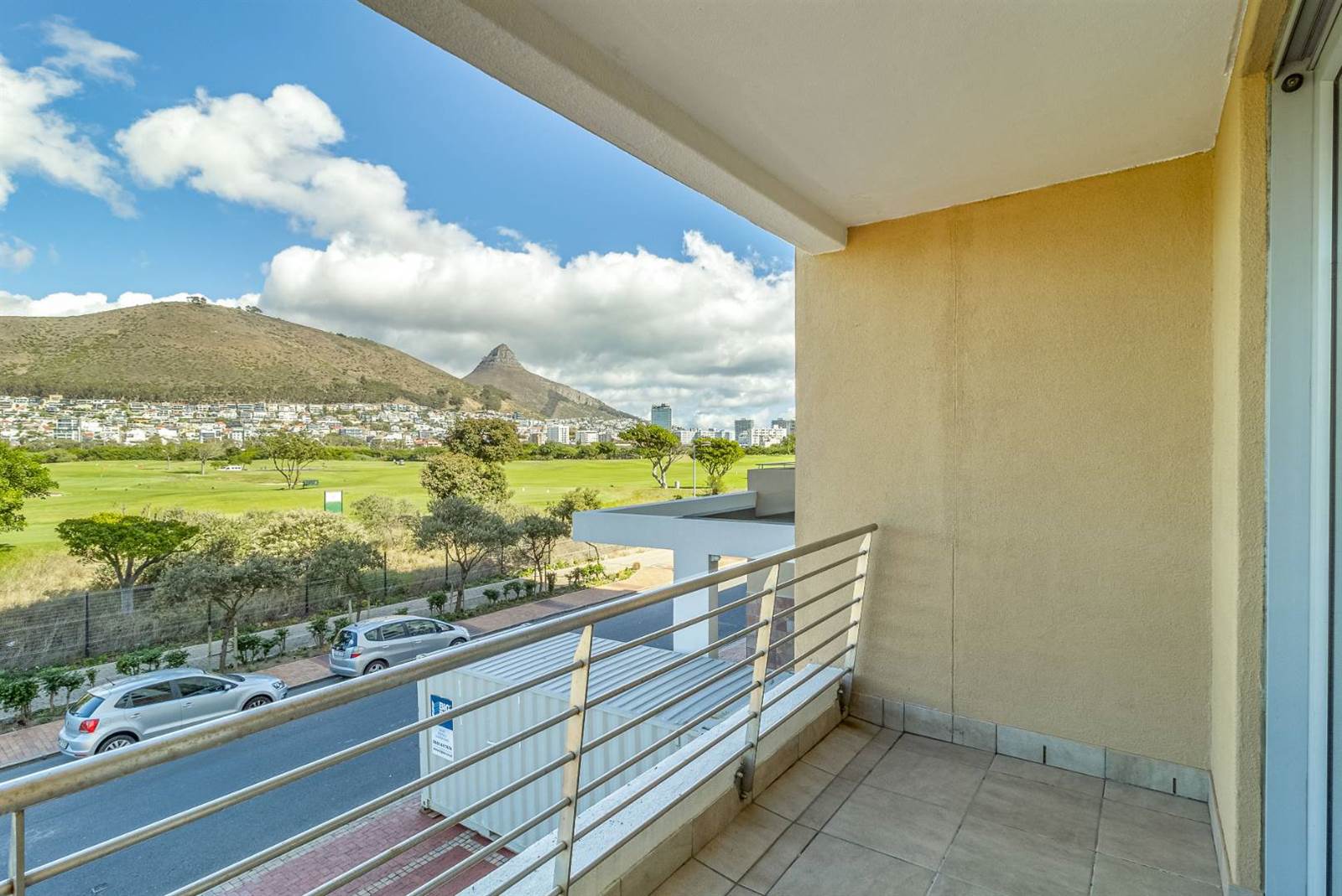 4 Bed Apartment in Mouille Point photo number 21