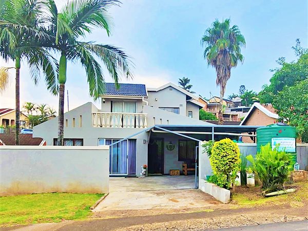 4 Bedroom House 4 Bedroom House