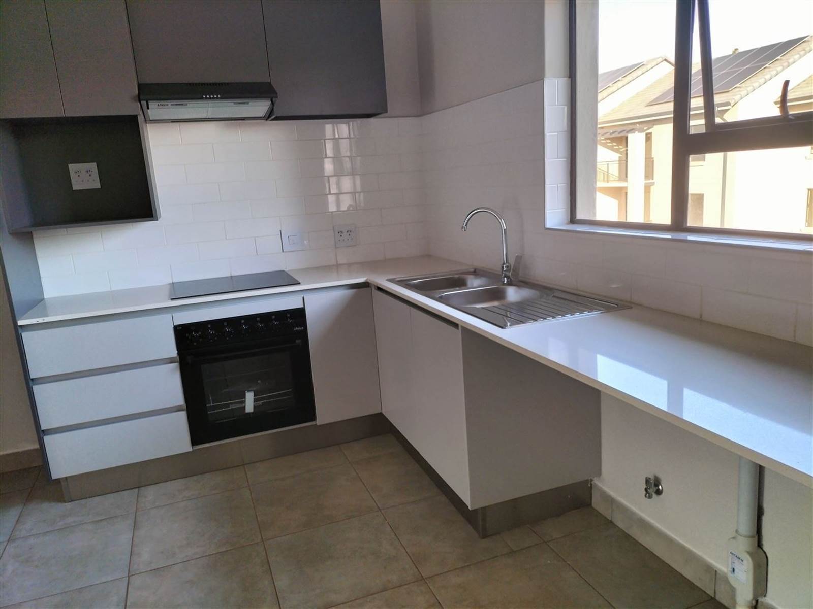 2 Bed Apartment in Raslouw photo number 13