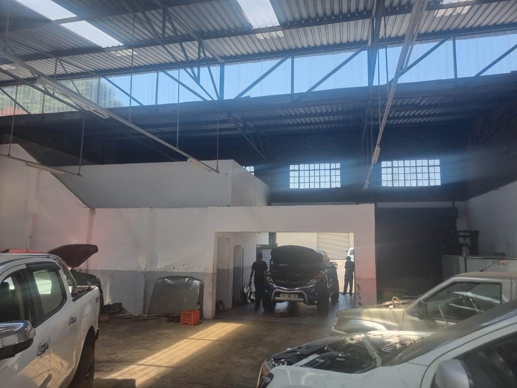 500  m² Commercial space in Benoni Central photo number 8