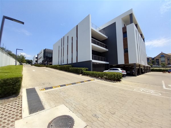 199  m² Commercial space