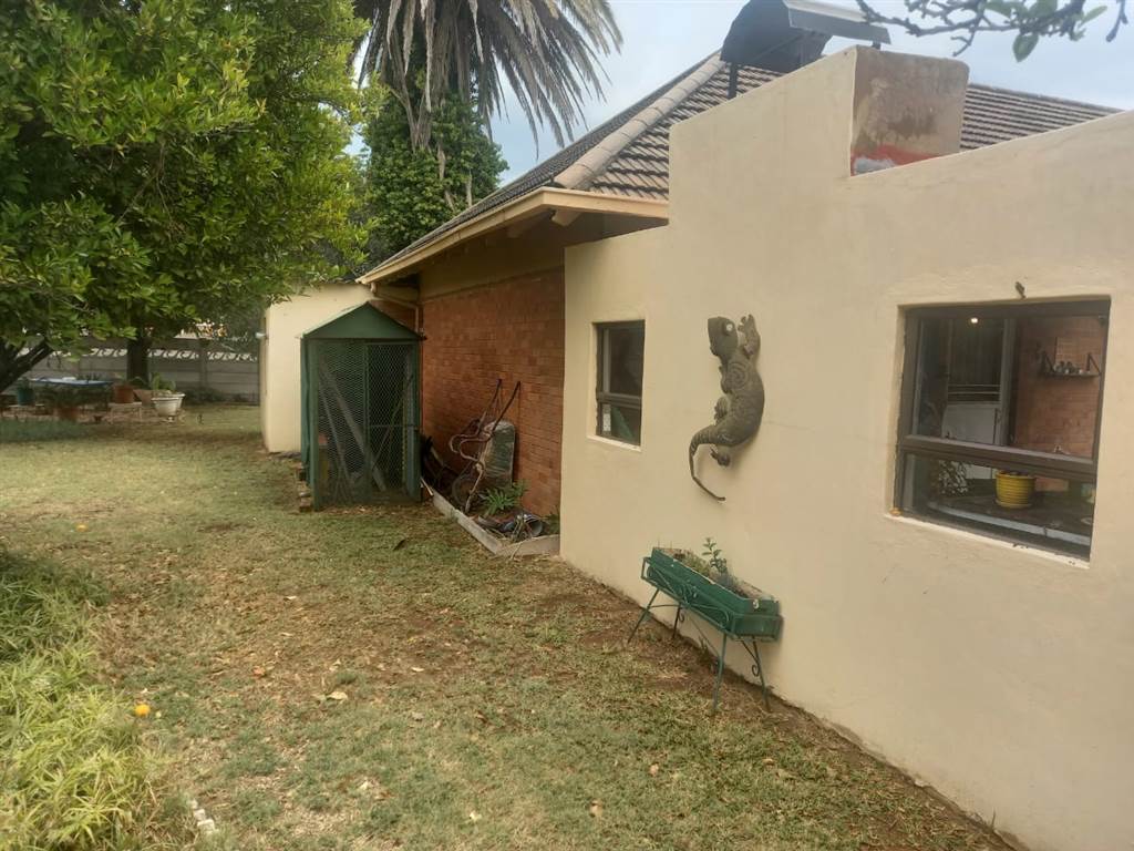 3 Bed House in Vierfontein photo number 29