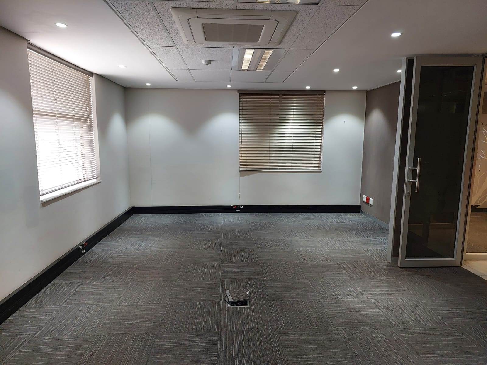 1280  m² Commercial space in Bryanston photo number 23