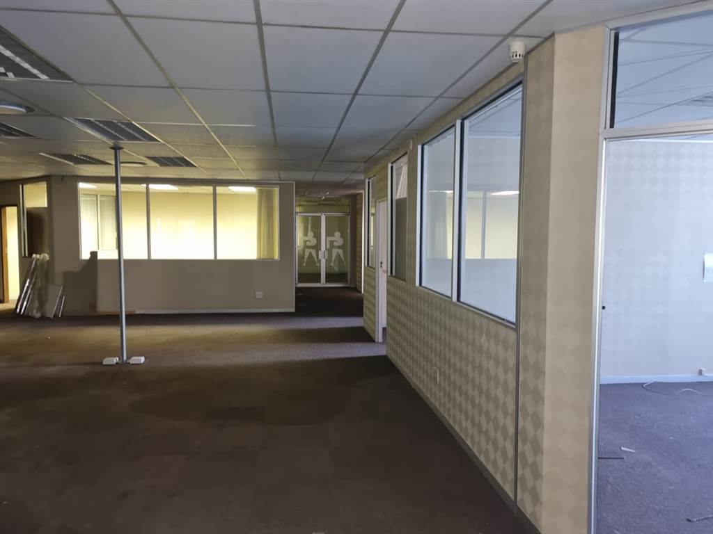 736  m² Commercial space in Bethlehem Central photo number 4