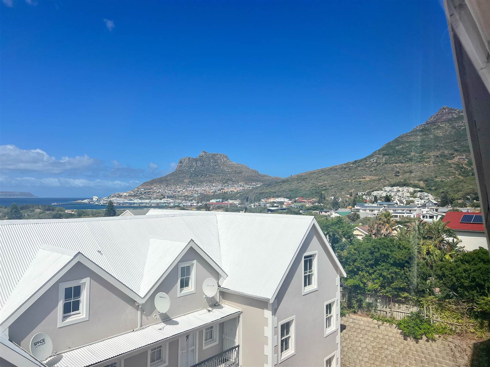 4 Bed Duplex in Hout Bay and surrounds photo number 18