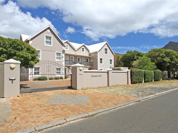 4 Bed Duplex in Hout Bay and surrounds