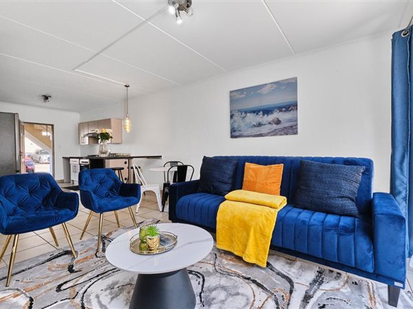 3 Bedroom Duplex 3 Bedroom Duplex
