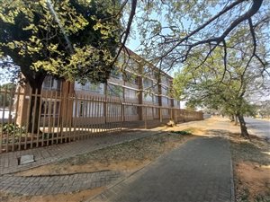 1.5 Bed Townhouse in Parkdene