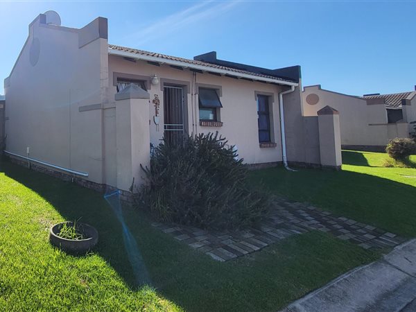 2 Bedroom Townhouse 2 Bedroom Townhouse