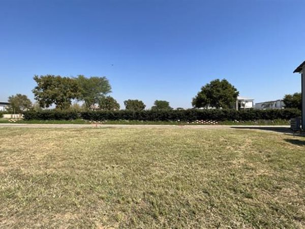 394 m² Land