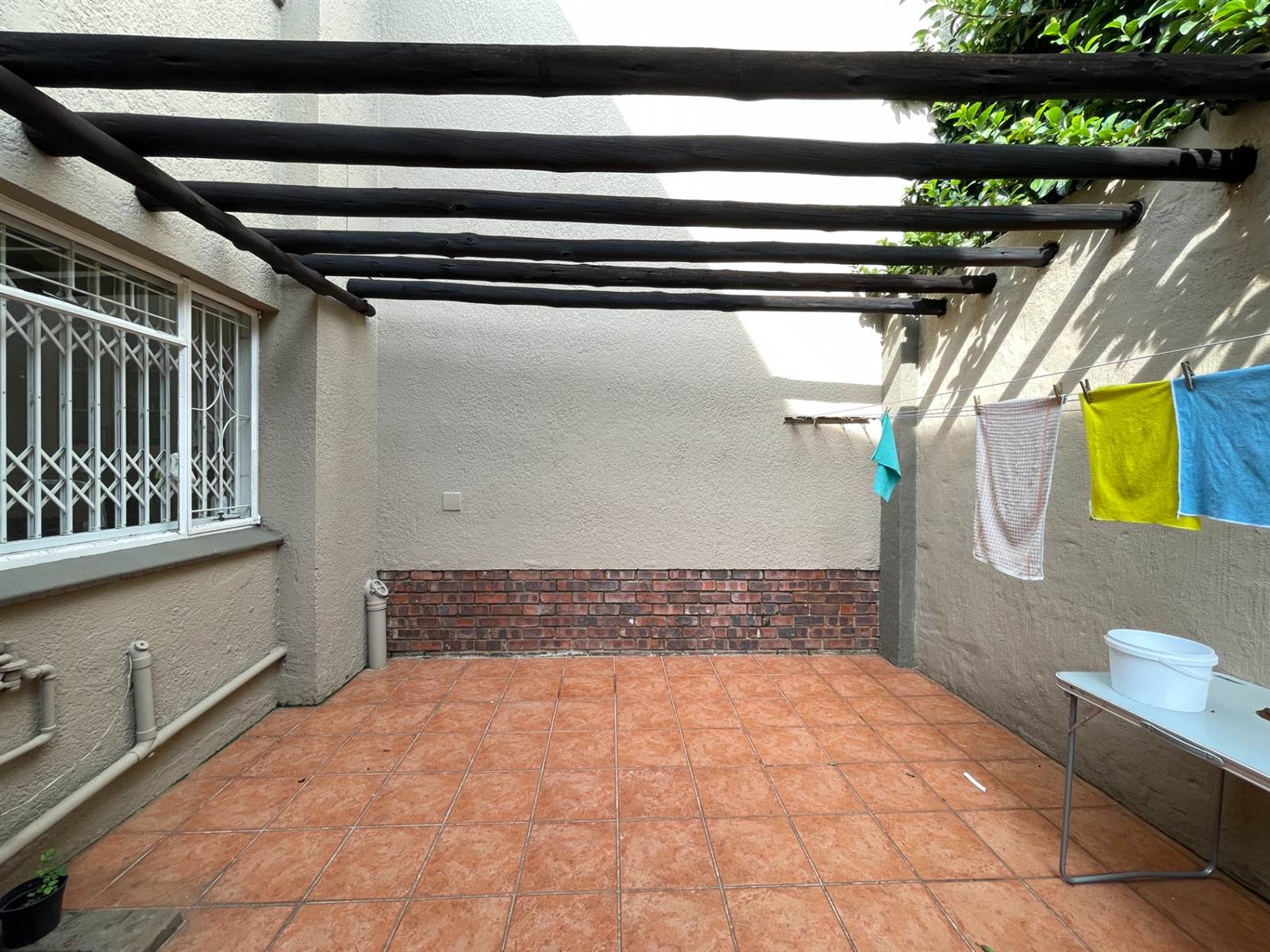 3 Bed Townhouse in Garsfontein photo number 11