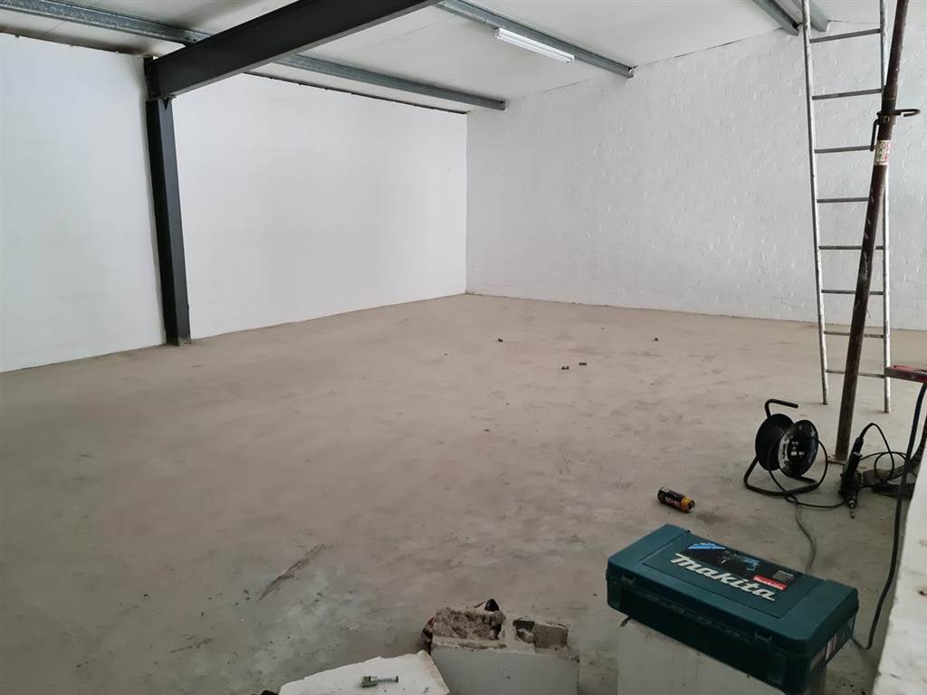 310  m² Industrial space in Strand Central photo number 14