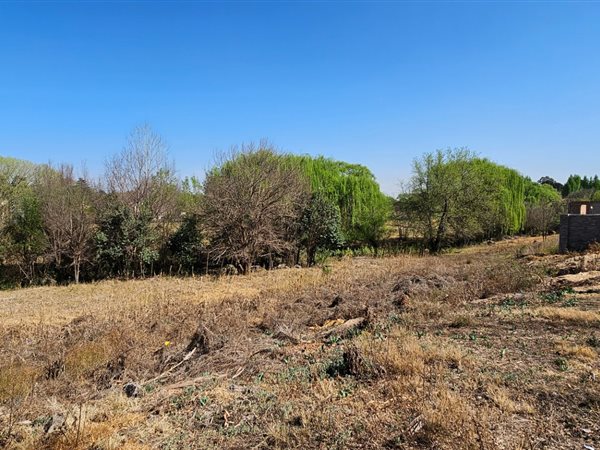 1 314 m² Land