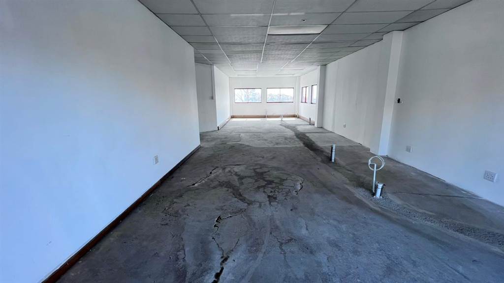 107  m² Commercial space in Ruimsig photo number 12