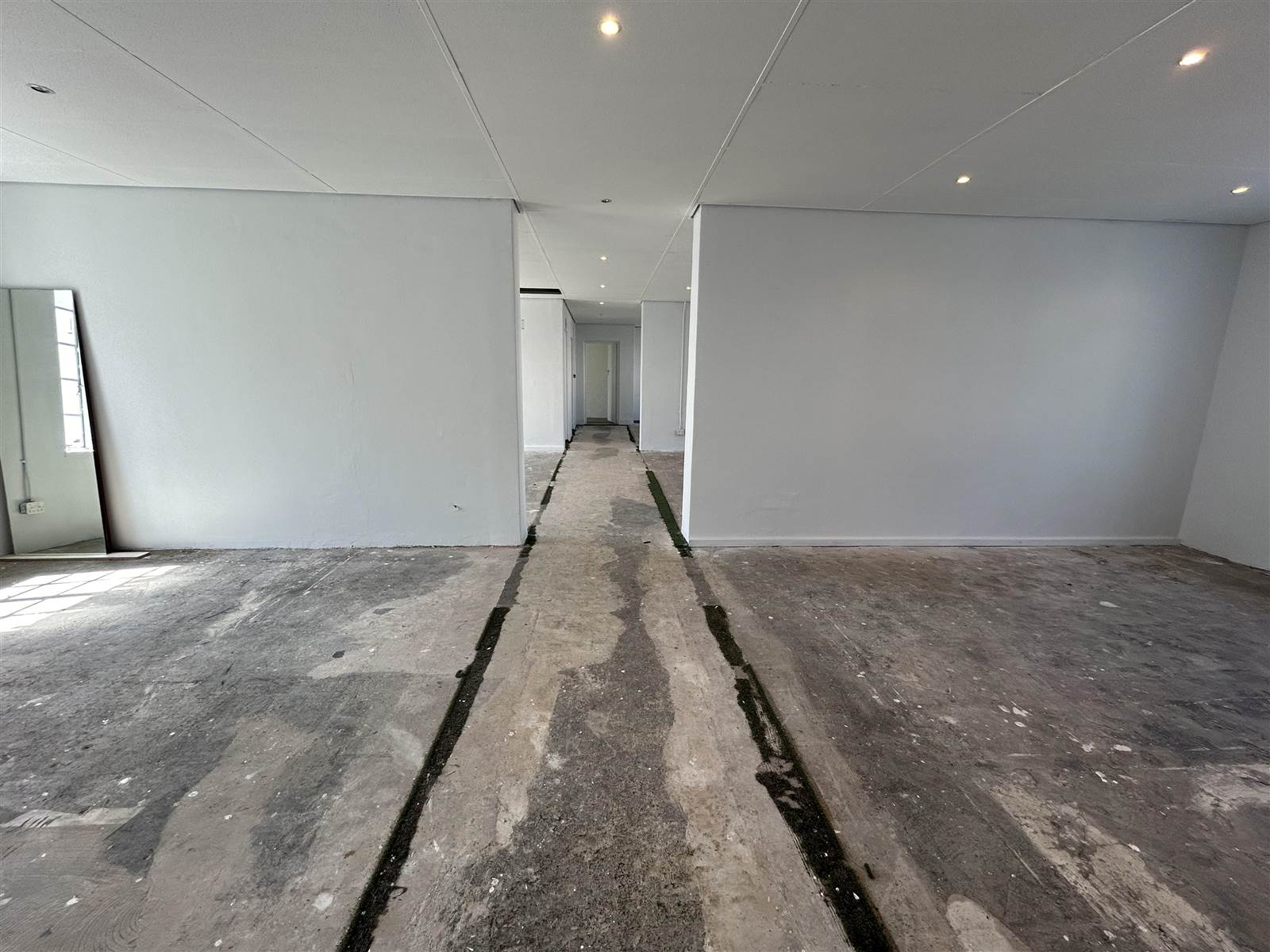140  m² Commercial space in Stellenbosch Central photo number 9