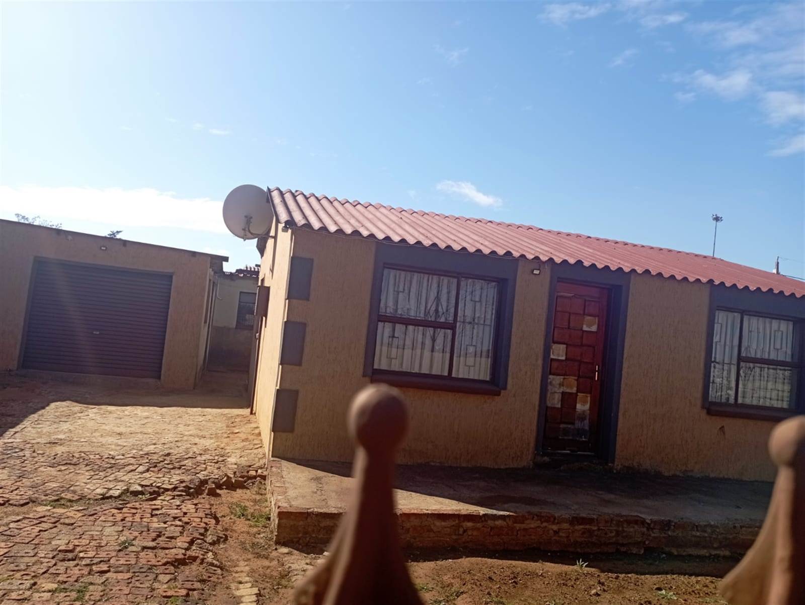 2 Bed House in Sebokeng Zone 14 photo number 10