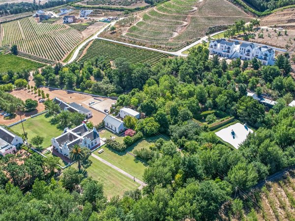 400 m² Land 400 m² Land