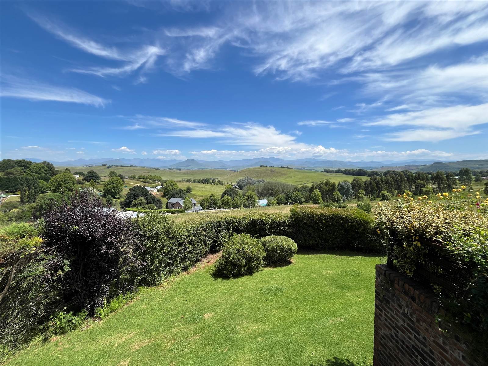 4 Bed House in Underberg photo number 6