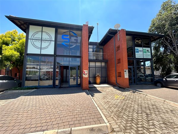 426  m² Commercial space