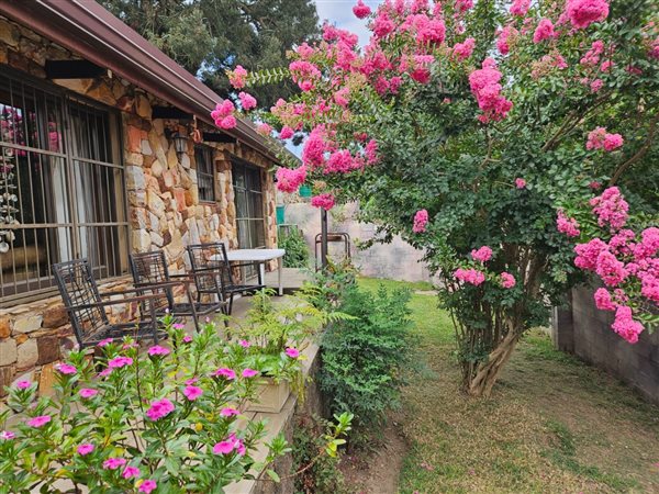 2 Bed House in Knysna Central