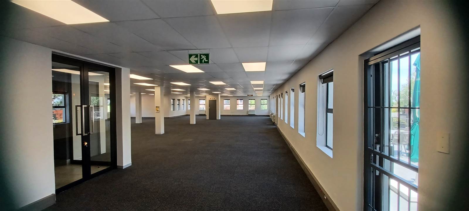 347  m² Commercial space in Hyde Park photo number 2