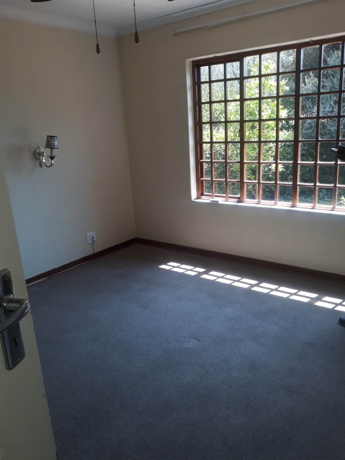 3 Bed House in Garsfontein photo number 14