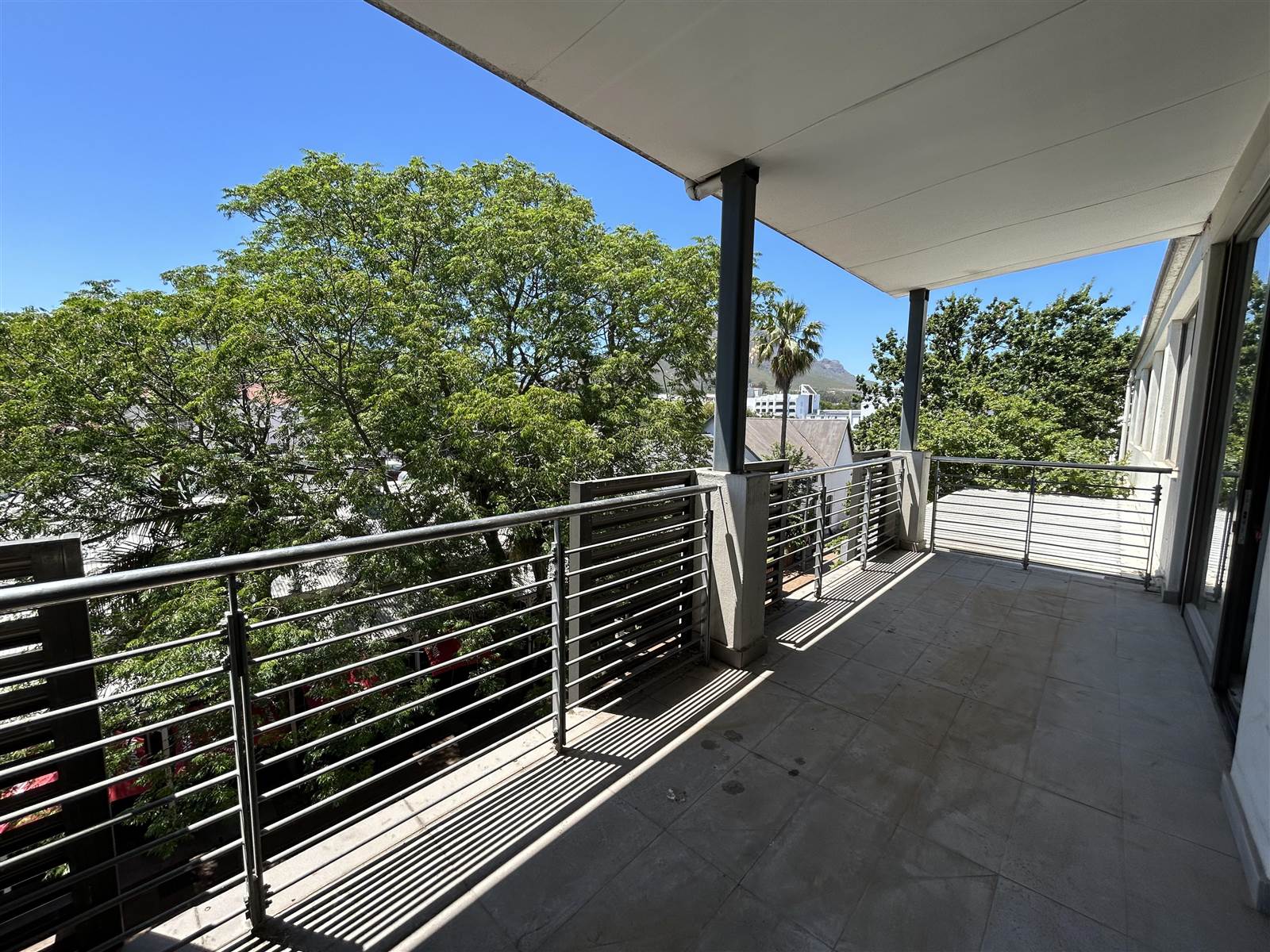 662  m² Commercial space in Stellenbosch Central photo number 2