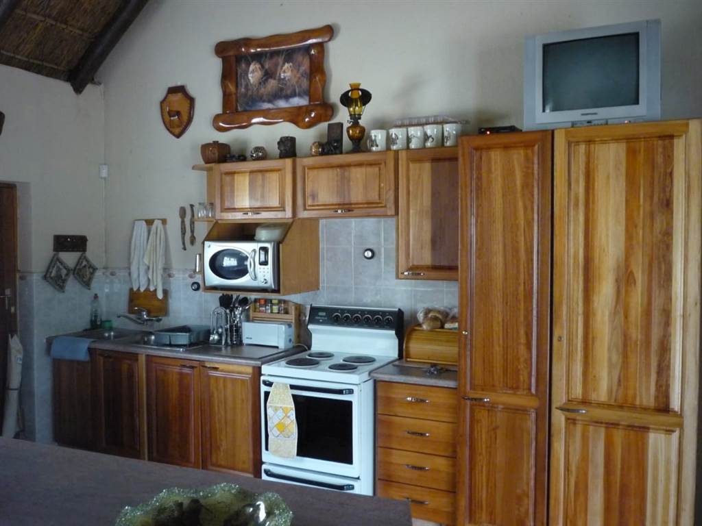 2 Bed House in Vaalwater photo number 21