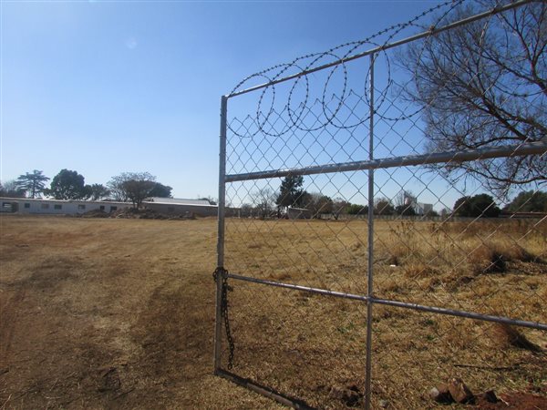 8990 m² Land available in Kenleaf