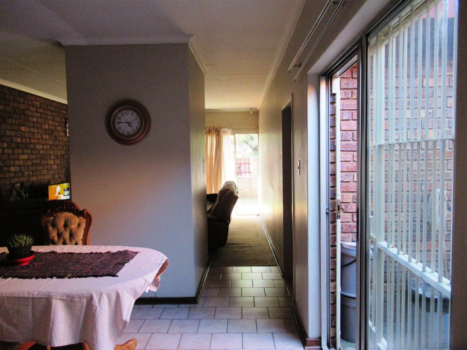 2 Bed Townhouse in Erasmus photo number 5