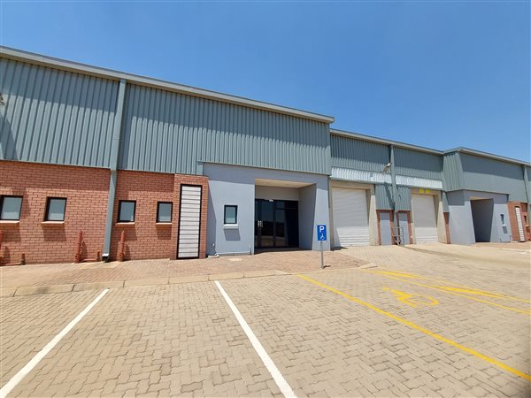 669  m² Industrial space