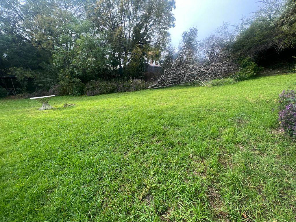 1007 m² Land available in Heuwelsig photo number 1