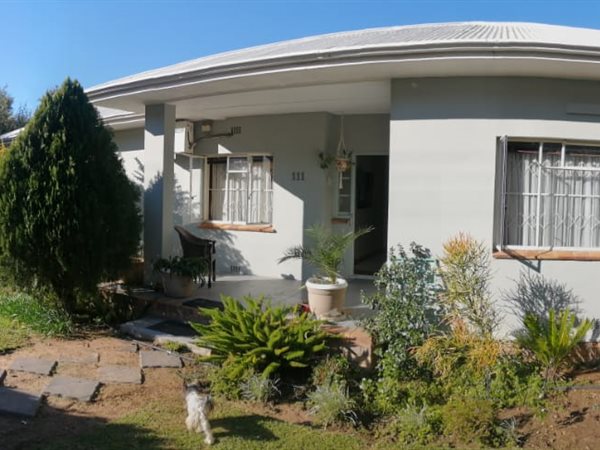 3 Bedroom House 3 Bedroom House