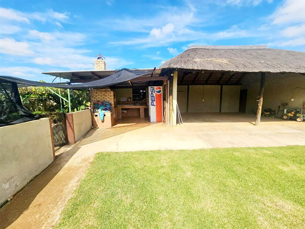 1.7 ha Smallholding in Randfontein photo number 20