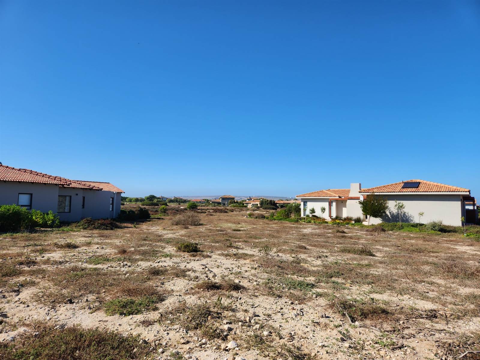 896 m² Land available in Langebaan Country Estate photo number 1