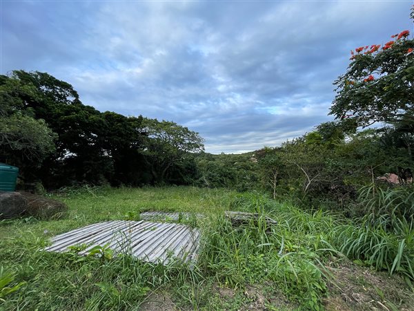 1584 m² Land available in Glenmore