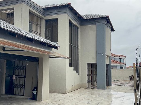 4 Bed House in Polokwane Central